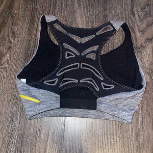 Sapopa Italian Activewear sports bra size Small